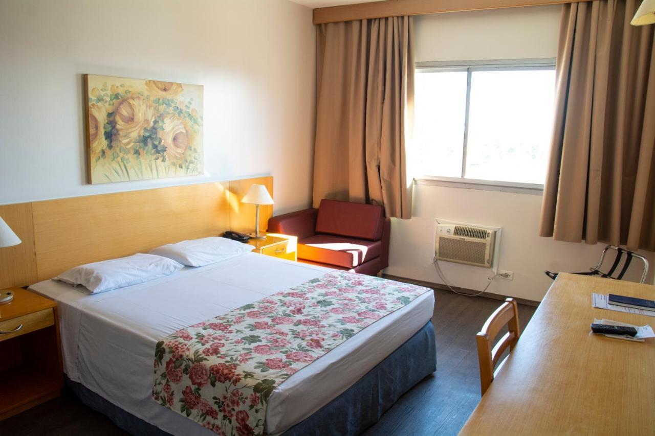 Hotel Dan Inn São José dos Campos エクステリア 写真